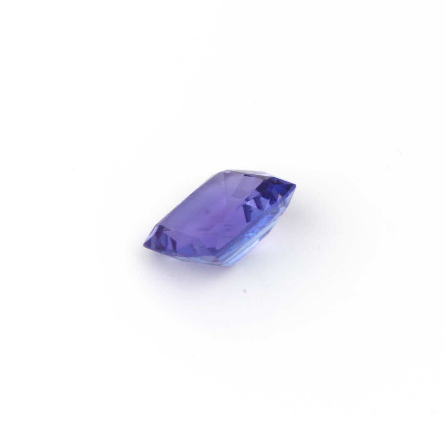 0.94ct. Tanzanite #TN1013